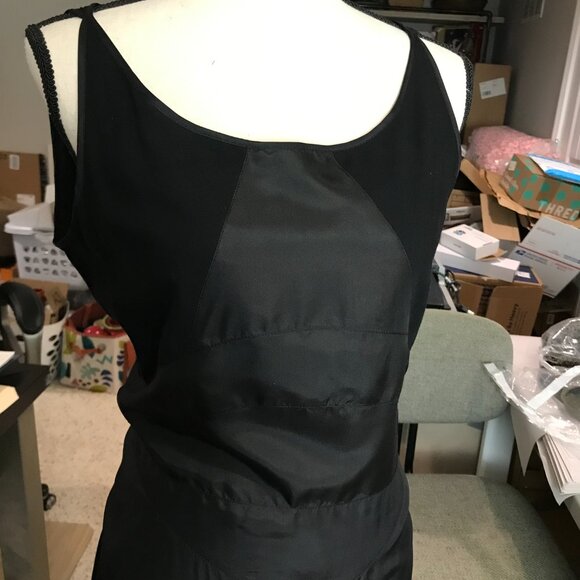Women's Club Monaco Black Silk Sleeveless Dress Size 2P - Picture 2 of 7